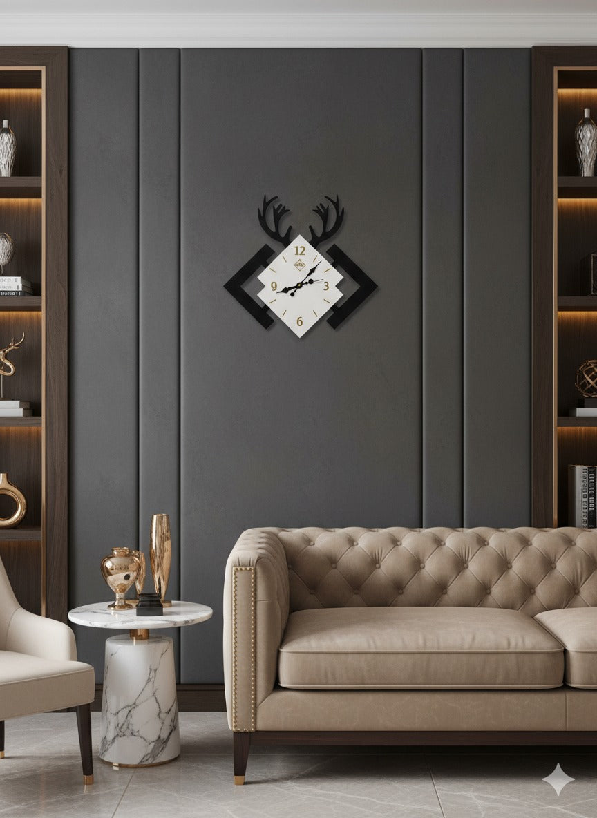 Modern Deer Antler Wall Clock – Elegant Geometric Interlocking Squares Design (Black/White